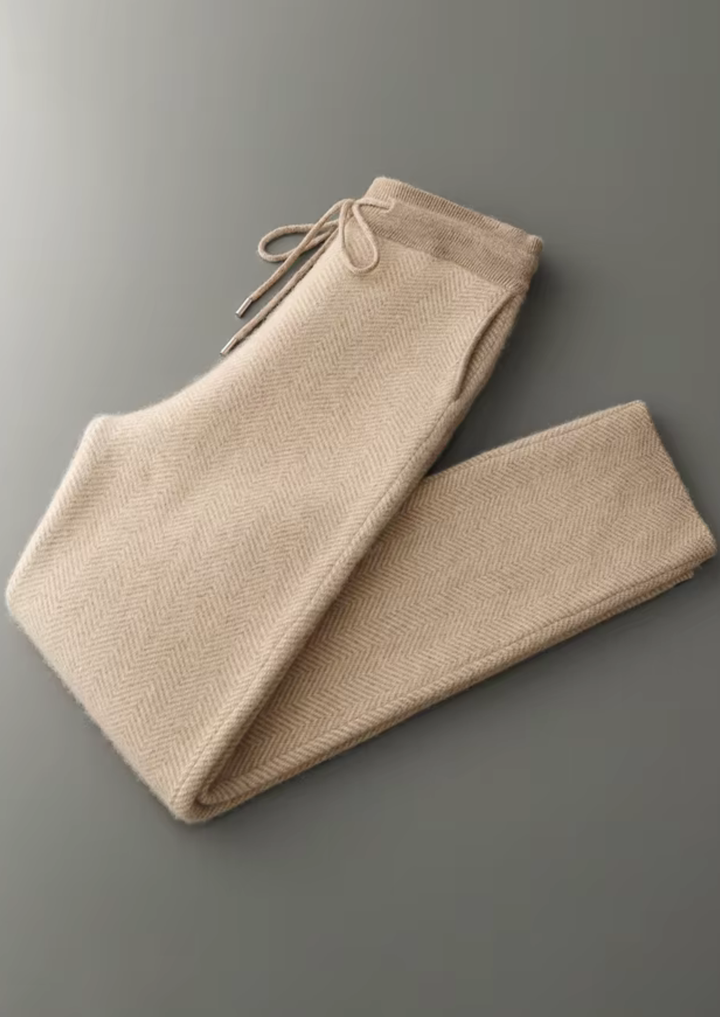 Set with fine undisturbed merino sheep wool pattern